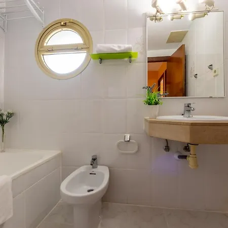 아파트 Sevilla Arysal *